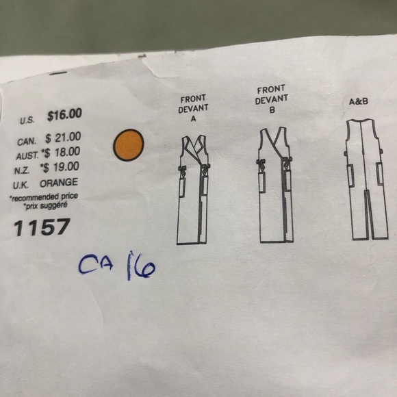 Vogue Attitudes Pattern 1157 - Classic Design by Aldi- elegent but easy dress - Picture 10 of 11